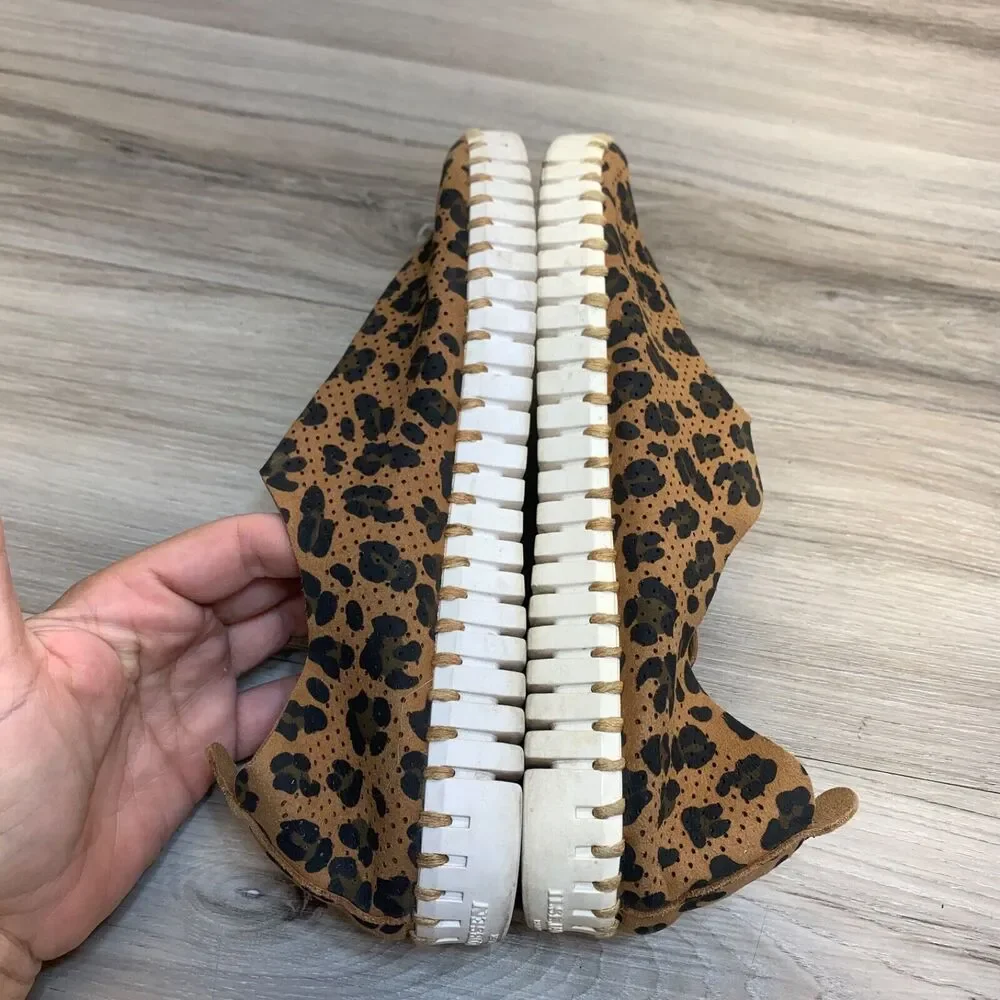 Ilse Jacobsen Hornbaek Latte Leopard Print Perforated Women Slip On 37 / 6.5 - 7